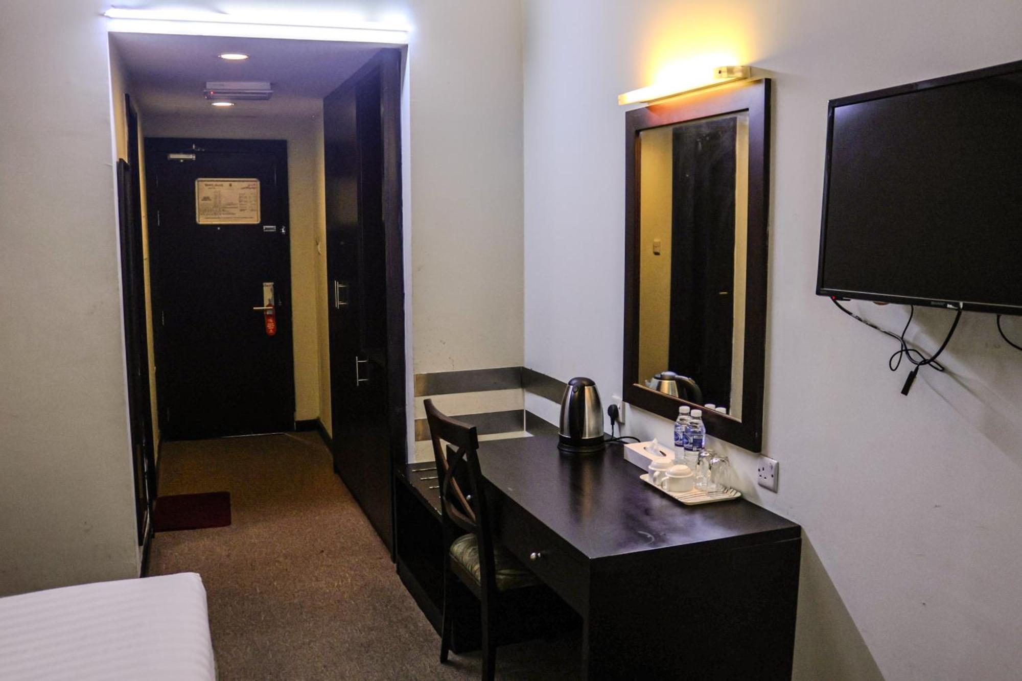 Boonmax Hotel Dubai Eksteriør billede