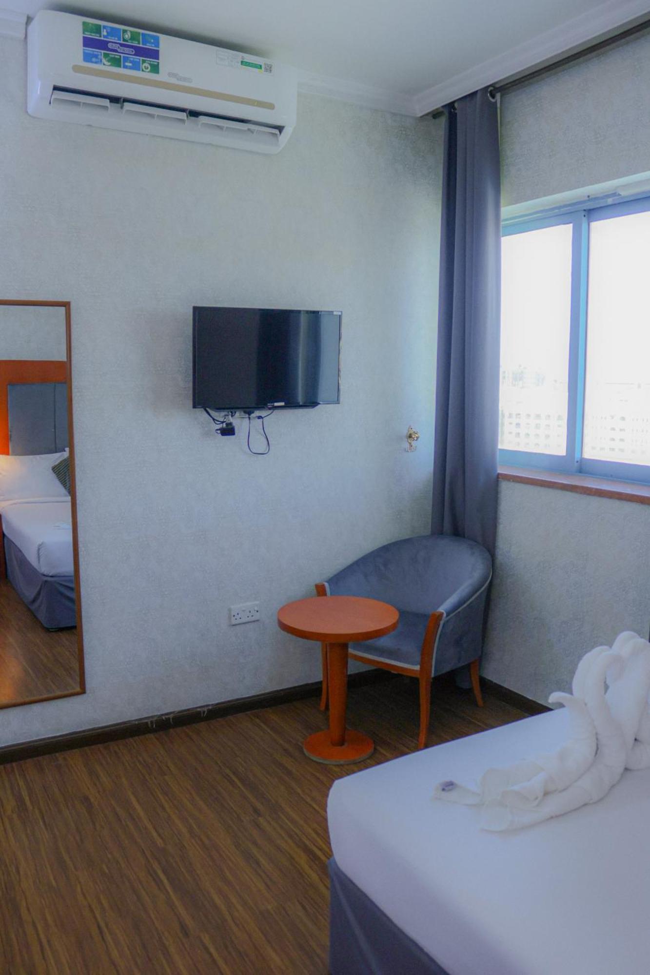 Boonmax Hotel Dubai Eksteriør billede